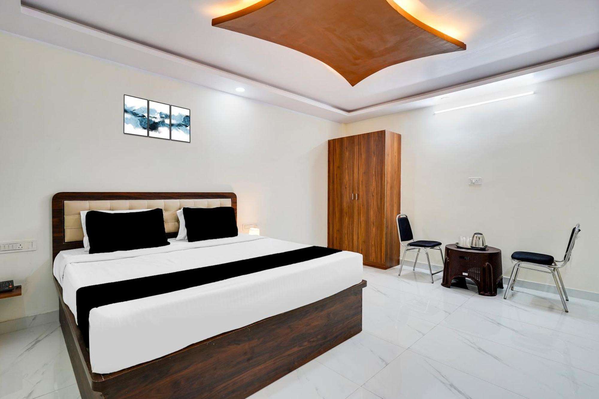 Townhouse Bidadi Formerly Royal Garuda מראה חיצוני תמונה