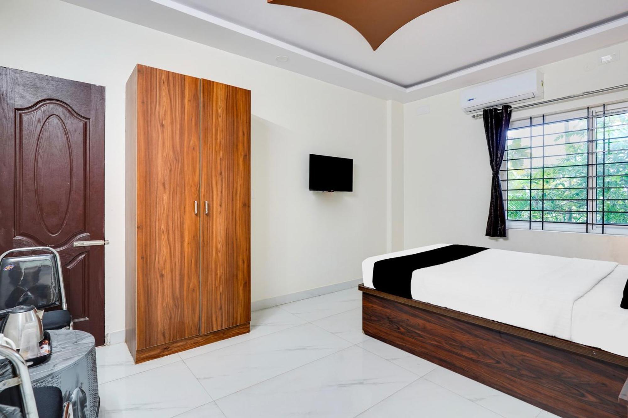 Townhouse Bidadi Formerly Royal Garuda מראה חיצוני תמונה