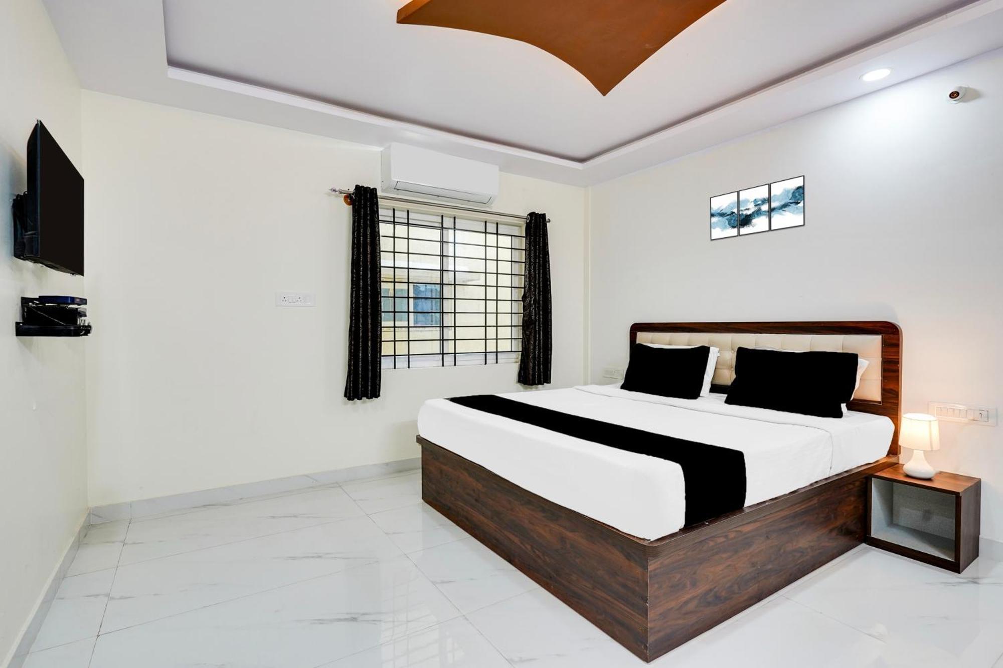Townhouse Bidadi Formerly Royal Garuda מראה חיצוני תמונה