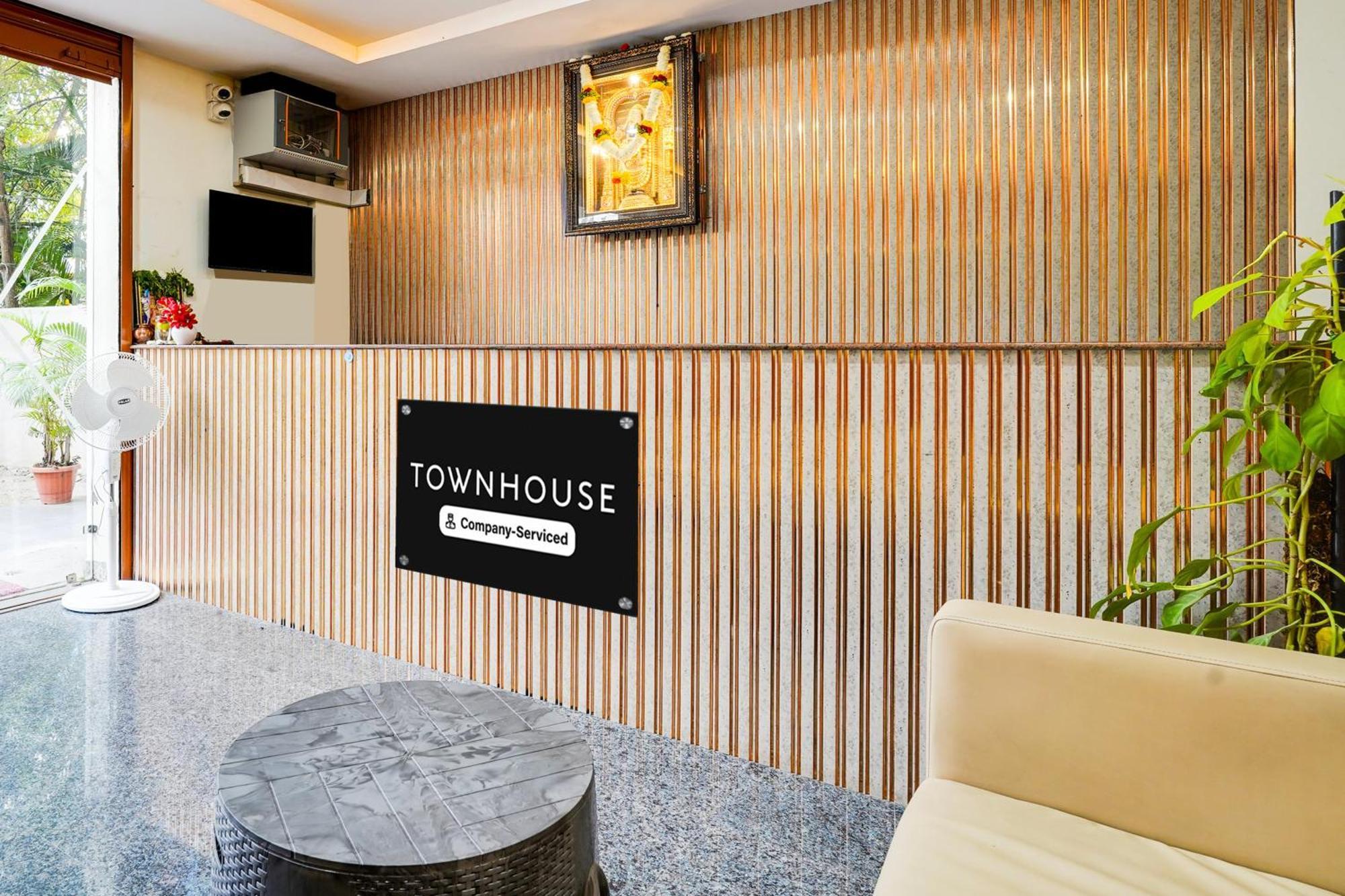 Townhouse Bidadi Formerly Royal Garuda מראה חיצוני תמונה