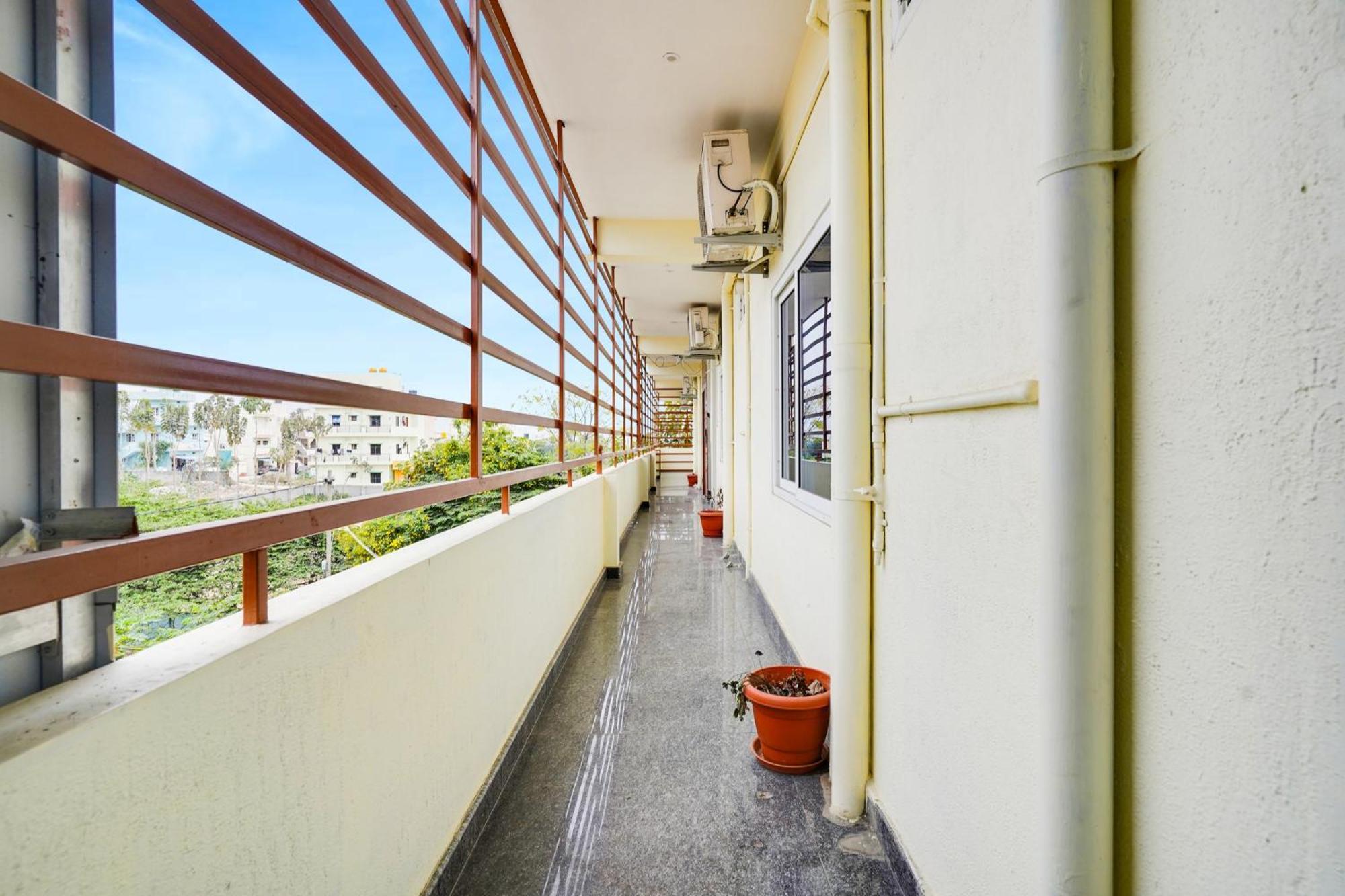 Townhouse Bidadi Formerly Royal Garuda מראה חיצוני תמונה